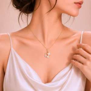 Mặt Dây Chuyền Vàng 610 Tròn Kết Hoa Tấm Cỏ 4l Nhị Bẹt M052682