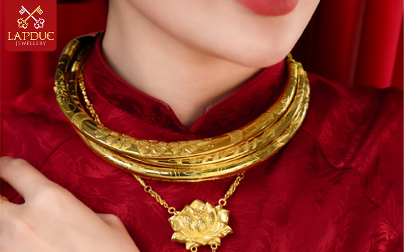 lựa chọn kiềng cưới phù hợp cho cô dâu