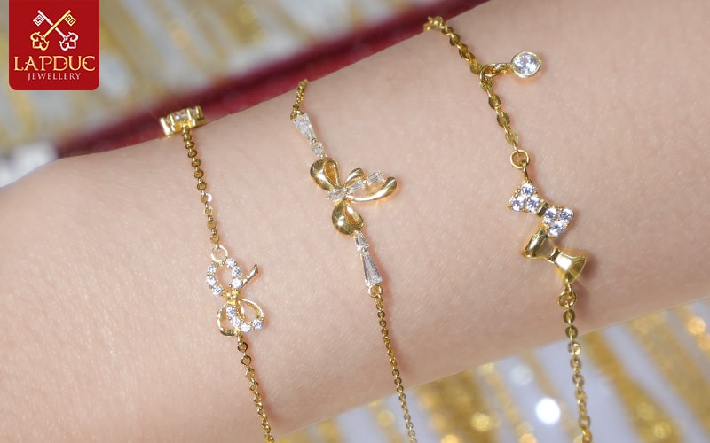 Lắc tay vàng 18K 1 chỉ nữ giá bao nhiêu